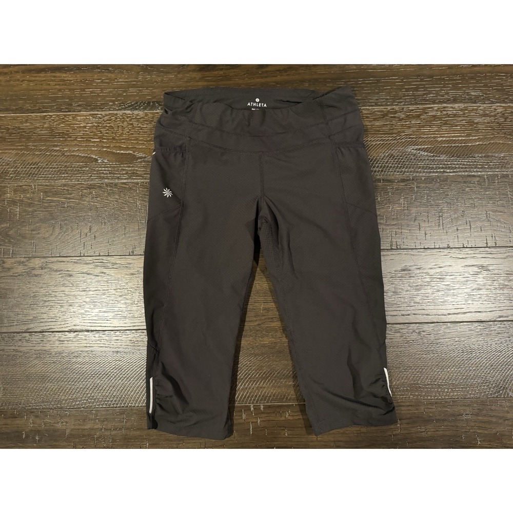 Athleta Womens M Be Free Cropped Leggings Black Athletic Pants Capri Knee Length